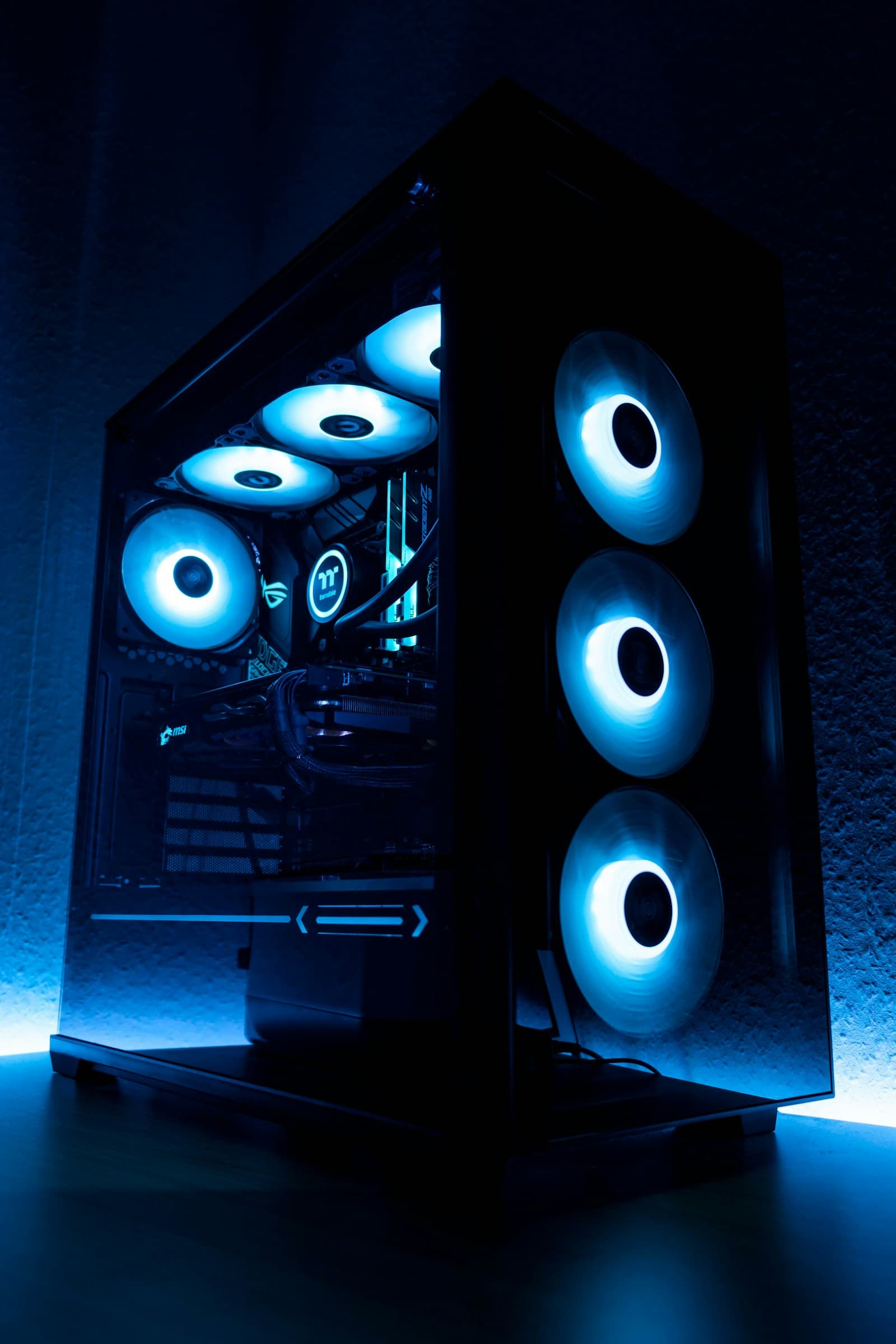 Custom Ryzen RTX 4080 Tower