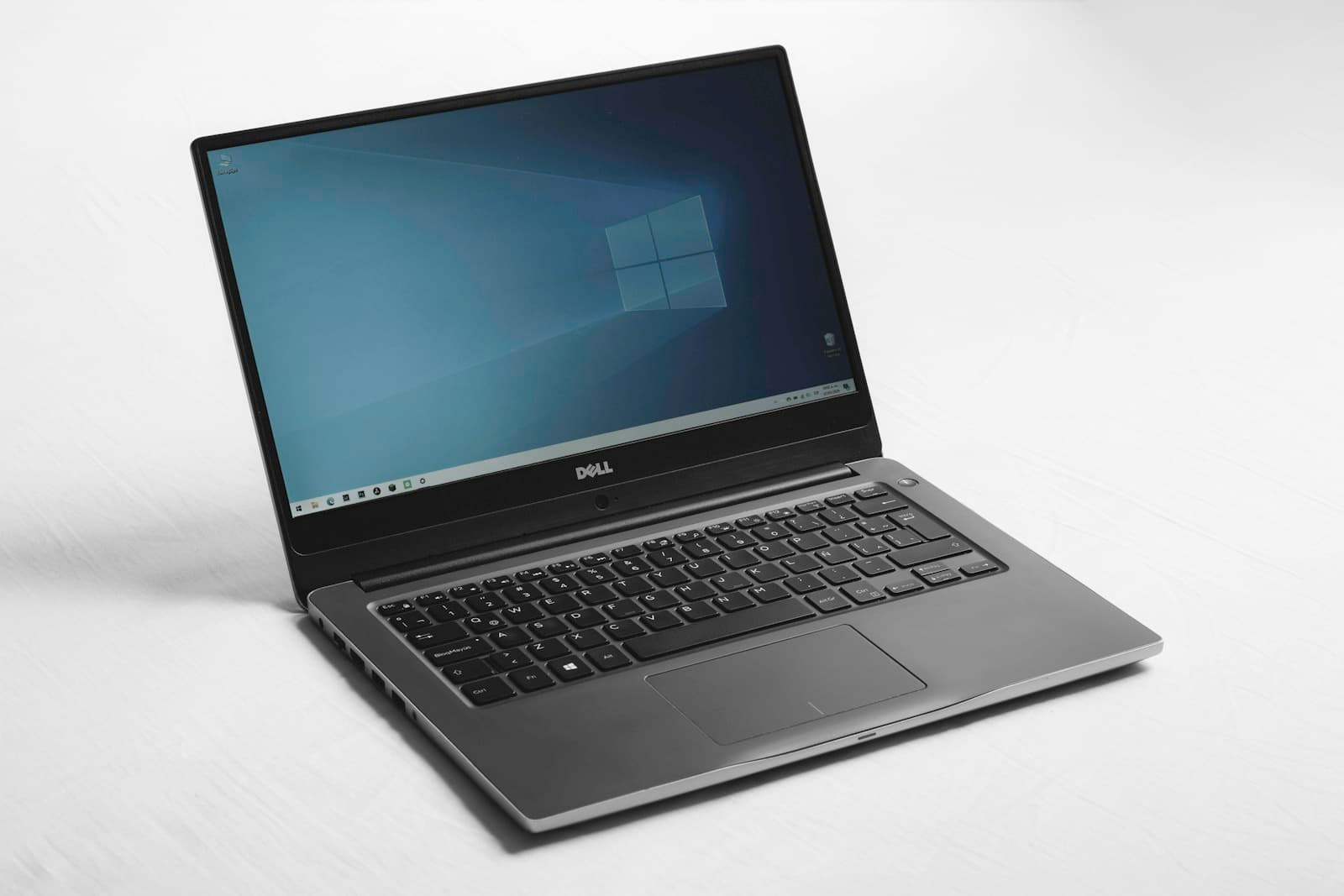 Dell XPS 15 OLED